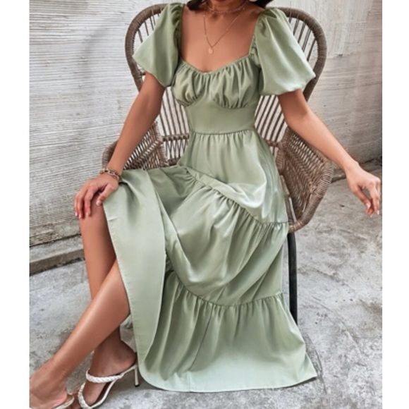 Puff sleeve sweetheart neck dress - Picture 4 of 4